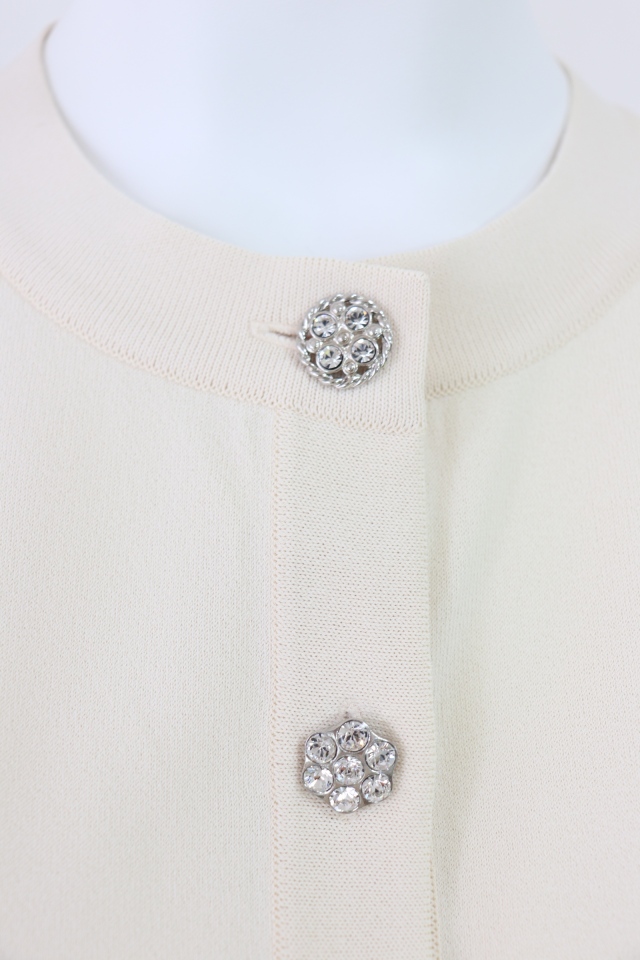 DAISY LIN(デイジーリン） Jewelry ビジューボタンカーディガン
