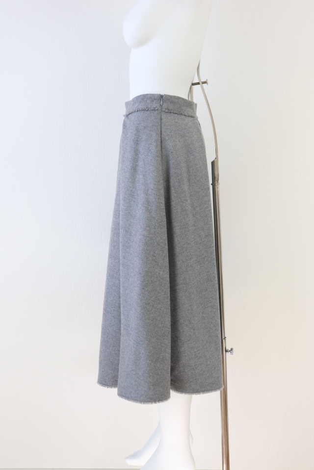 23年　FOXEY frida 43984 フレアスカート　インスタ掲載品 23年 FOXEY frida 43984 フレアスカート インスタ掲載品 23年 FOXEY