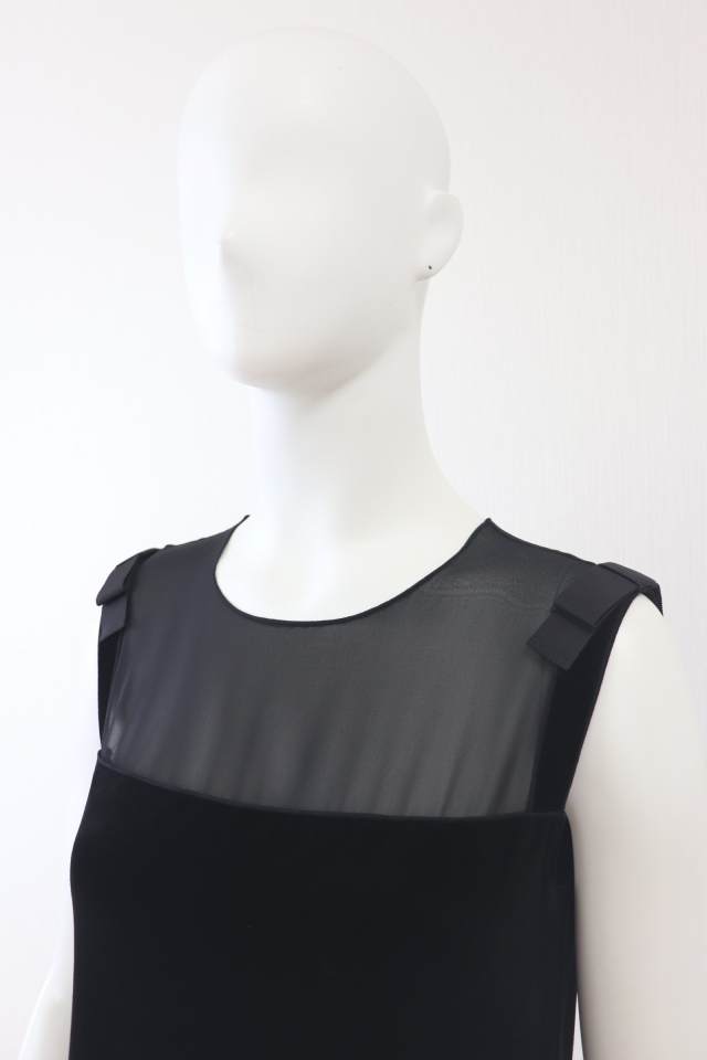 FOXEY NEWYORK(フォクシー） デコルテシースルーベロアワンピース 32196