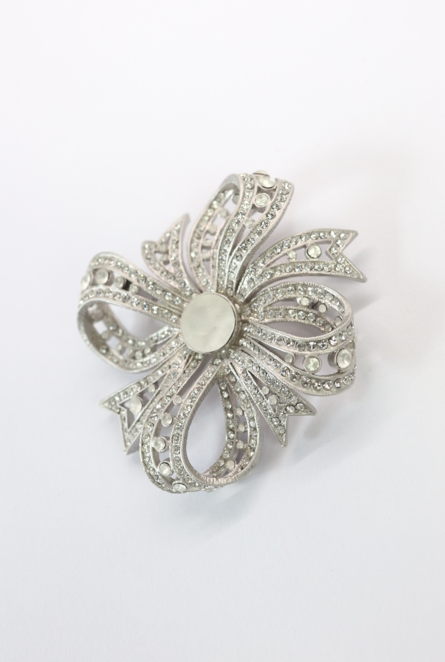 FOXEY BOUTIQUE(フォクシー） リボンブローチ