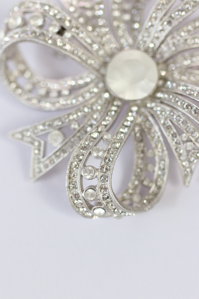 FOXEY BOUTIQUE(フォクシー） リボンブローチ