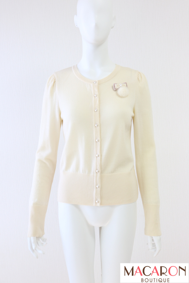 Rene（ルネ）　ミンクブローチ付ウールカーディガン　6142200