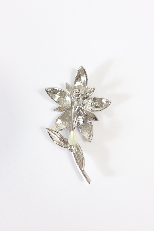 FOXEY BOUTIQUE(フォクシー） 一輪フラワーブローチ クリア