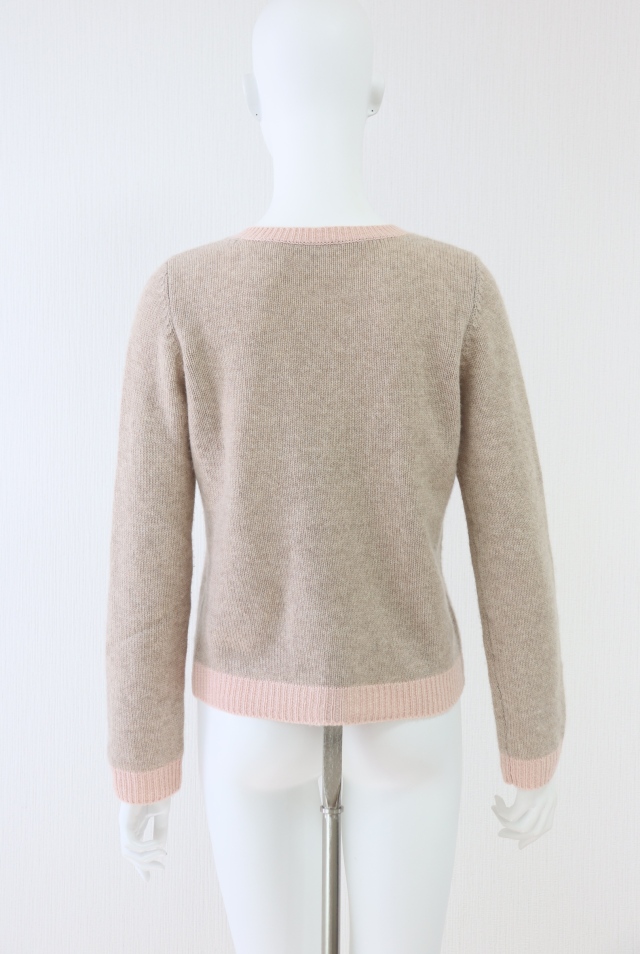 美品✨フォクシー カシミヤ100%カーディガン フリル ロゴ刻印 貝ボタン 40 FOXEY BOUTIQUE(フォクシー） カシミヤボタンカーディガン 31617