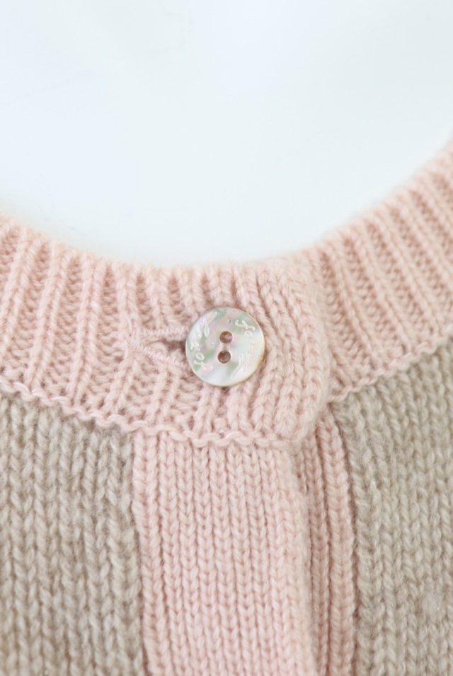 FOXEY BOUTIQUE(フォクシー） カシミヤボタンカーディガン 31617