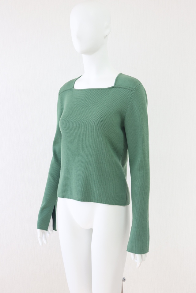 FOXEY BOUTIQUE(フォクシー） グレースウールスクエアネックニット