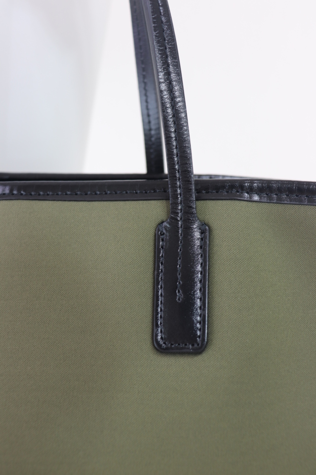 Rene（ルネ） R刺繍入りトートバッグ