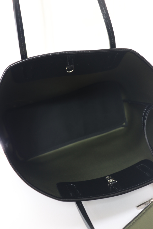 Rene（ルネ） R刺繍入りトートバッグ