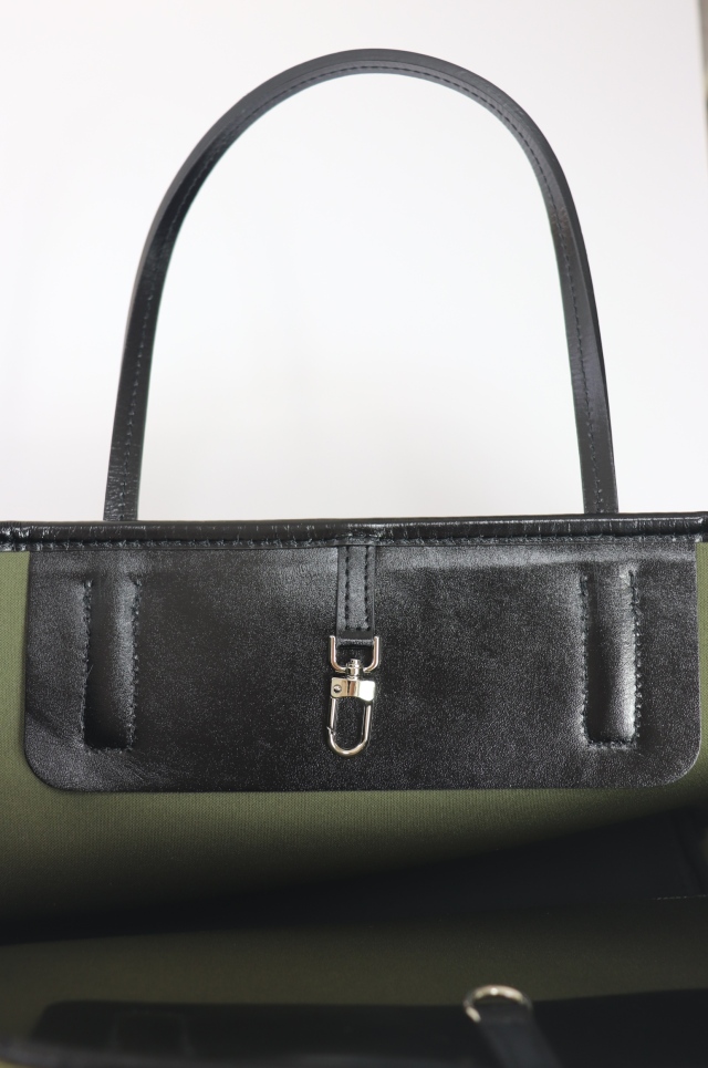 Rene（ルネ） R刺繍入りトートバッグ