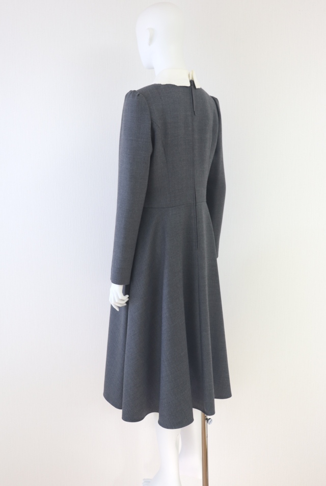 FOXEY BOUTIQUE(フォクシー) Precieuse 白襟ウールワンピース 42284