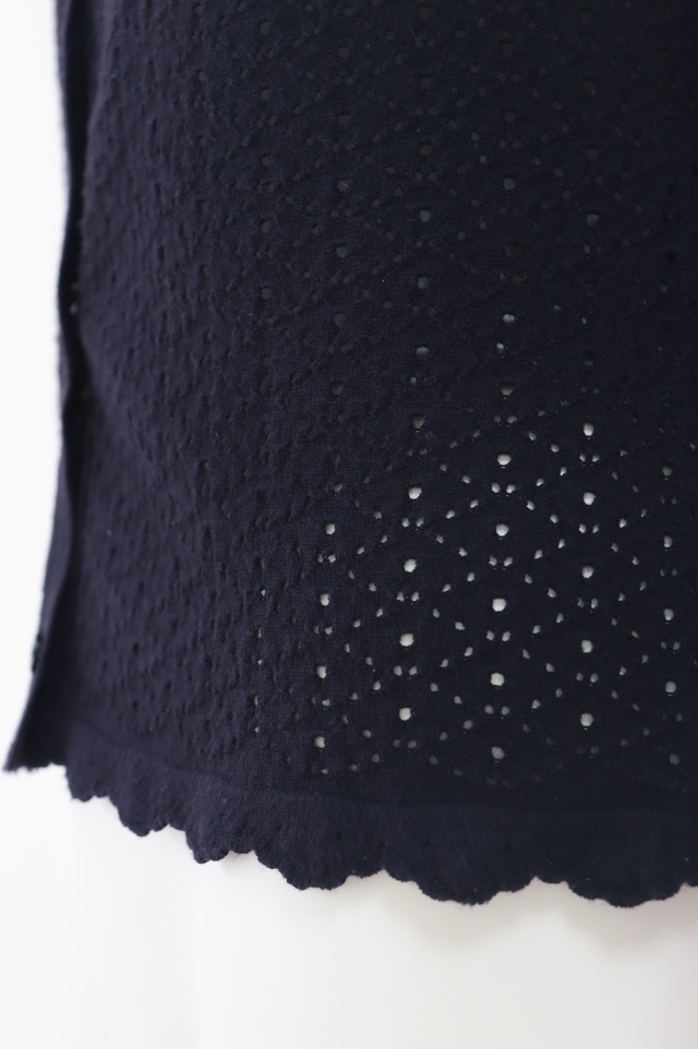 FOXEY　Flower Lace　レーヨンブレンドカーディガン　33744　紺/ネイビー　売れ筋商品|||フォクシーブティック FOXEY BOUTIQUE(フォクシー) Flower Lace レーヨンブレンド