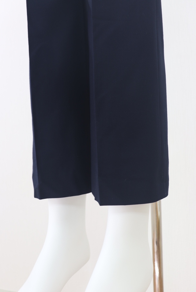 FOXEY NEWYORK(フォクシー） シックストレッチ センタープレス