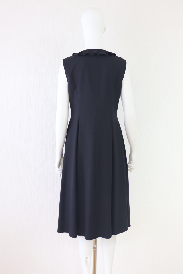 極美品✨Rene ルネ フロントジップ フリル ストレッチ デニム ワンピース Rene（ルネ） フリルジップアップワンピース 6436400