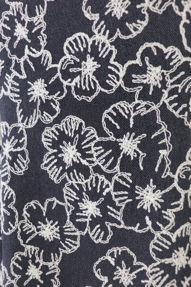 Rene（ルネ） フラワー刺繍デニムワンピース 6516290