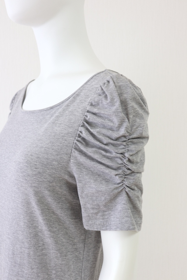 ★FOXEY/フォクシー袖シャーリングチュニック38 FOXEY NEWYORK(フォクシー） 袖シャーリングチュニック 30913