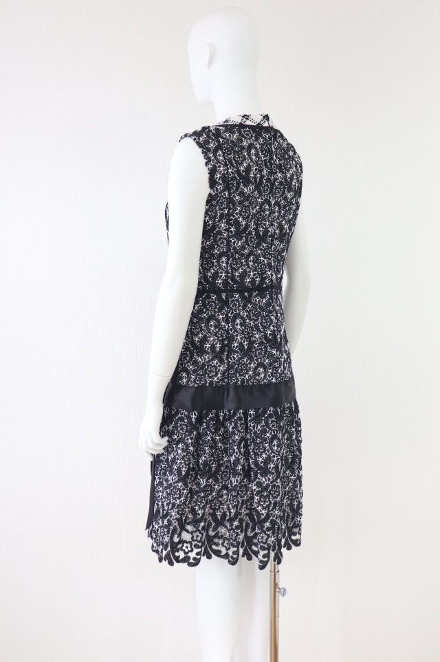 2025年新作入荷 Rene（ルネ） サテンリボン刺繍レースワンピース 6726840 ワンピース