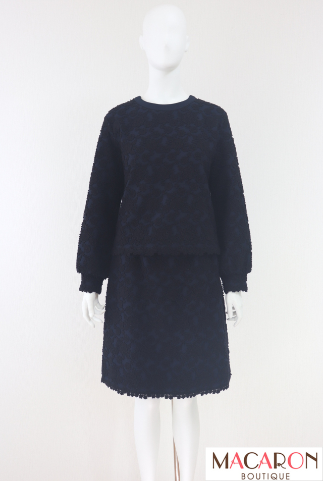 Rene（ルネ）　フラワーレース刺繍スウェットセットアップ　6537060　6537070