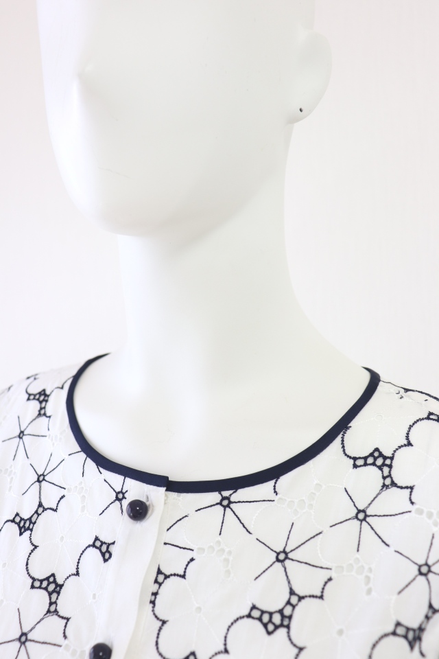 Rene（ルネ） カットワーク刺繍ワンピース 66165440