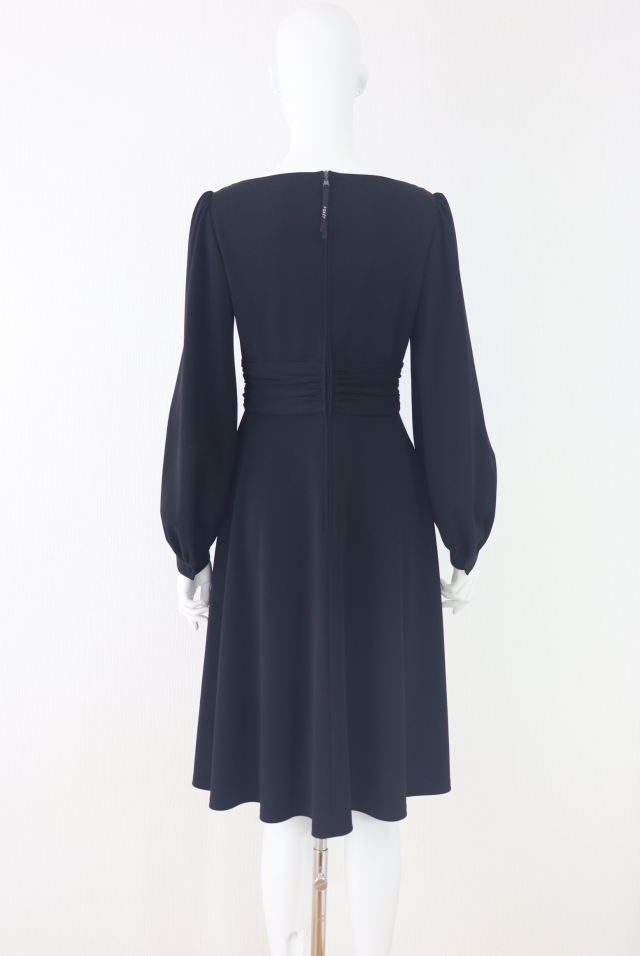 FOXEY NEWYORK(フォクシー） Noir Unit ウエストシェイプワンピース 40622