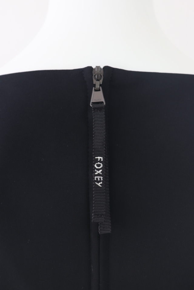 FOXEY NEWYORK(フォクシー） Noir Unit ウエストシェイプワンピース 40622
