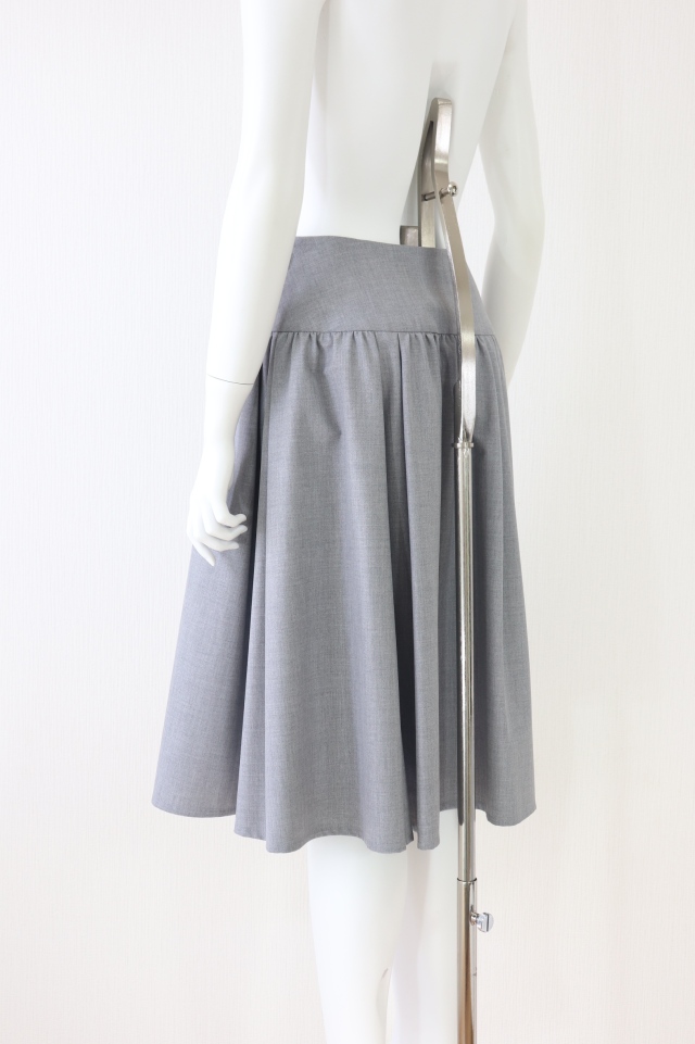 ☆新品 Rene/ルネ パニエ付お花モチーフフレアースカート 36/34☆ René - Rene(ルネ) スカート サイズ36 S レディース - 黒 ひざ丈