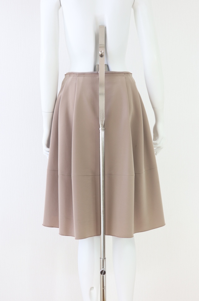 ❤️フォクシーバロンスカート❤️ 38サイズ 美品☆フォクシーニューヨーク バロンスカート ホワイト サイズ