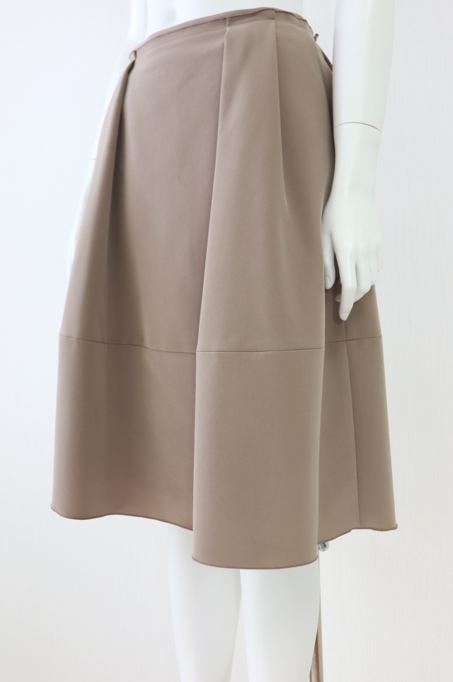 美品 フォクシーニューヨーク バロンスカート ベージュ 40 大きいサイズ FOXEY NEW YORK NEWYORK(フォクシー） バロンスカート 38326