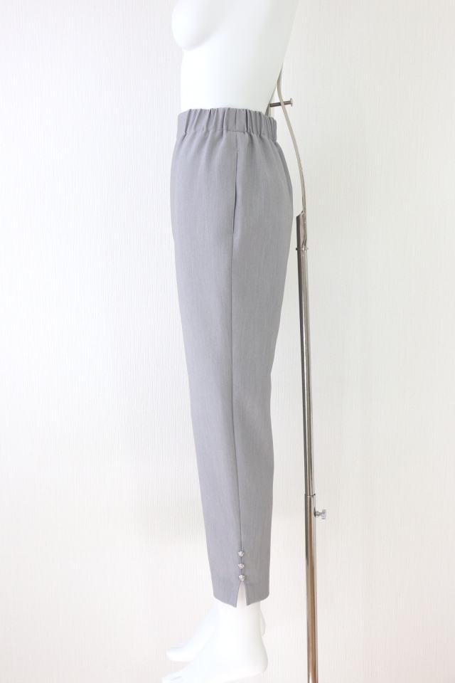 Rene（ルネ） カメリアボタンスリムパンツ 5515010