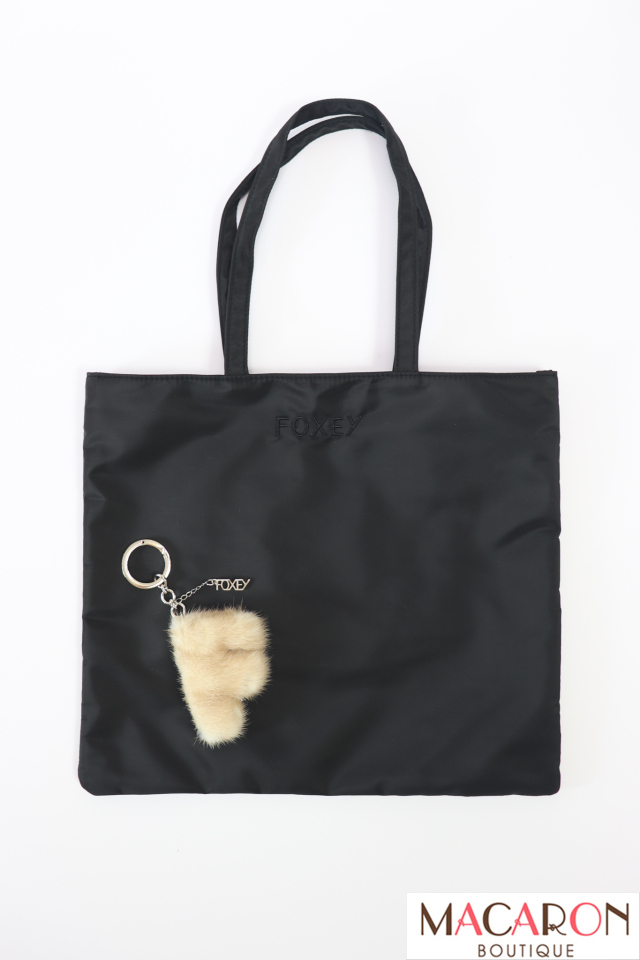 FOXEY 黒 レザー バッグ 保存袋付き FOXEY 黒 レザー バッグ 保存袋付き バッグ - バッグ