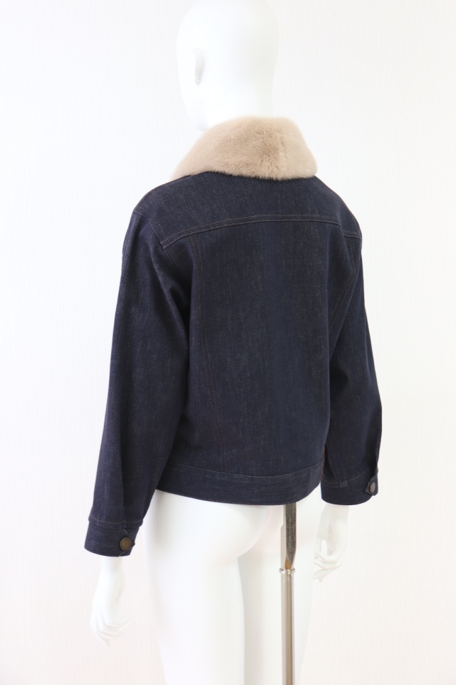 さく　FOXEY✨️最高級ミンクファー襟✨️カーディガン FOXEY BOUTIQUE(フォクシー） Mink.GJ ミンクファーデニム