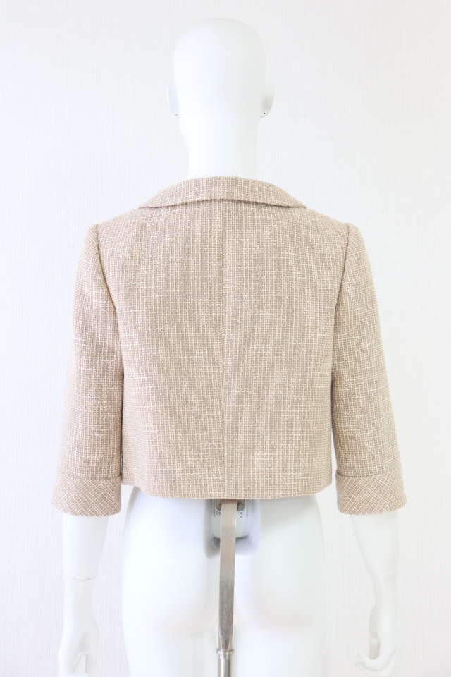 ★FOXEY/フォクシーツイード 七分袖 ジャケット希少サイズ42 楽天市場】FOXEY フォクシー ﾌﾞﾗｯｸ 28742 ﾉｰｶﾗｰ ﾌﾞｰｸﾚﾂｲｰﾄﾞ