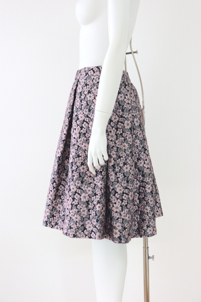 ☆新品 Rene/ルネ パニエ付お花モチーフフレアースカート 36/34☆ ☆新品 Rene/ルネ パニエ付お花モチーフフレアースカート 36/34☆