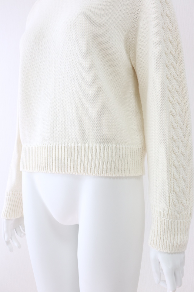 FOXEY フォクシー　白襟　ニット　長袖トップス FOXEY フォクシー 白襟 ニット 長袖トップス