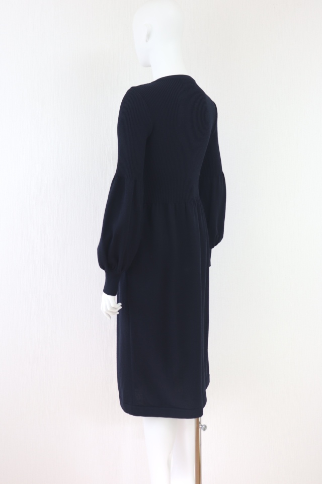 ♡美品♡Reneルネ2025 ニットワンピース　ブラック Rene（ルネ） バルーンスリーブニットワンピース 5112070