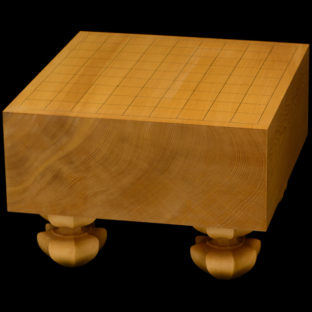 本榧足付将棋盤　4寸5分（天柾）　sa40054