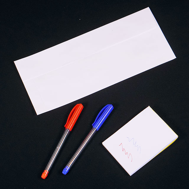 I5233 不可思議なペンの入れ替え