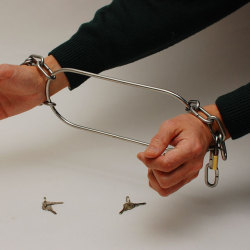 H5013 デラックス ハンドカフ