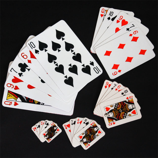 トランプ C5215 ジャンボ小さくなるトランプ