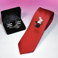 T2113 マジシャンズ ネクタイ 赤/兎（タイピン・カフスボタン付）
