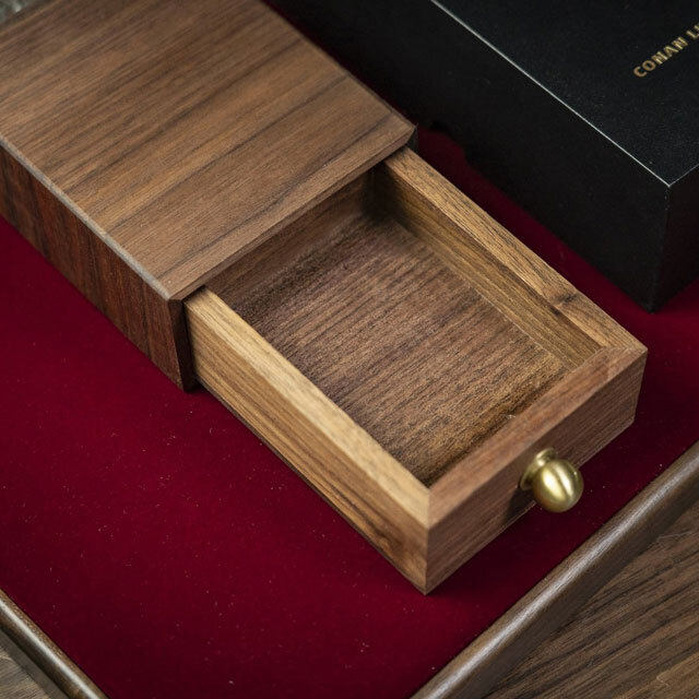 世界最高峰マホガニー仕様カリブの宝『引き出し付きマガジンラック  