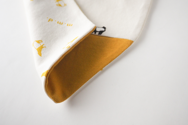 まーさん　オーダースタイ セーラー スタイ ⚓ ホワイト 名入れ 刺繍 スタイ・よだれかけ