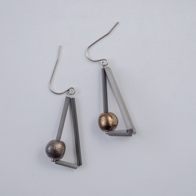 瀬戸焼アクセサリー / neighbor（ピアス） / ボックス付き