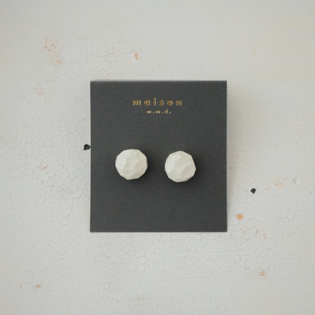  m.m.d. object line / 01. Essence M / ピアス / セトえるアクセサリー
