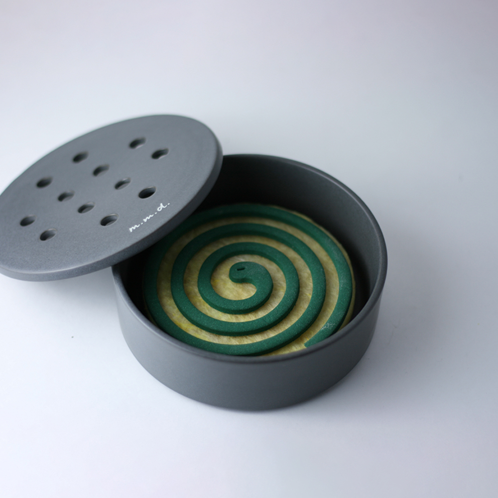 蚊やり器 / 瀬戸焼