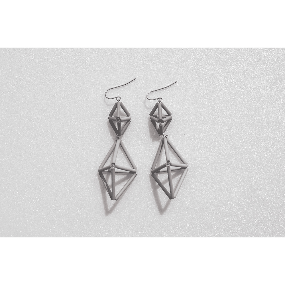 瀬戸焼アクセサリー / float double / ボックス付き / 瀬戸焼