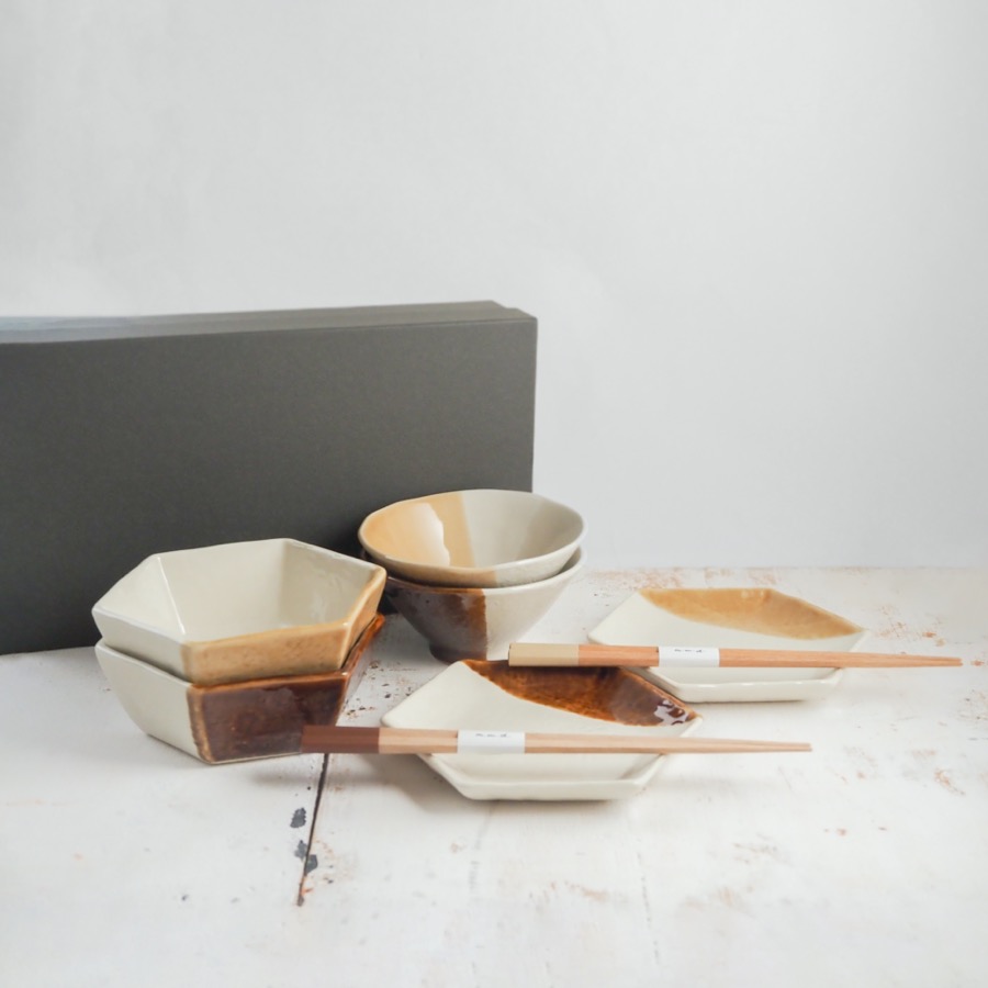 「食卓にときめきを」取皿・中鉢・手のひら茶碗・六角箸セット / ギフトボックス&熨斗付き / true colors line / 瀬戸焼
