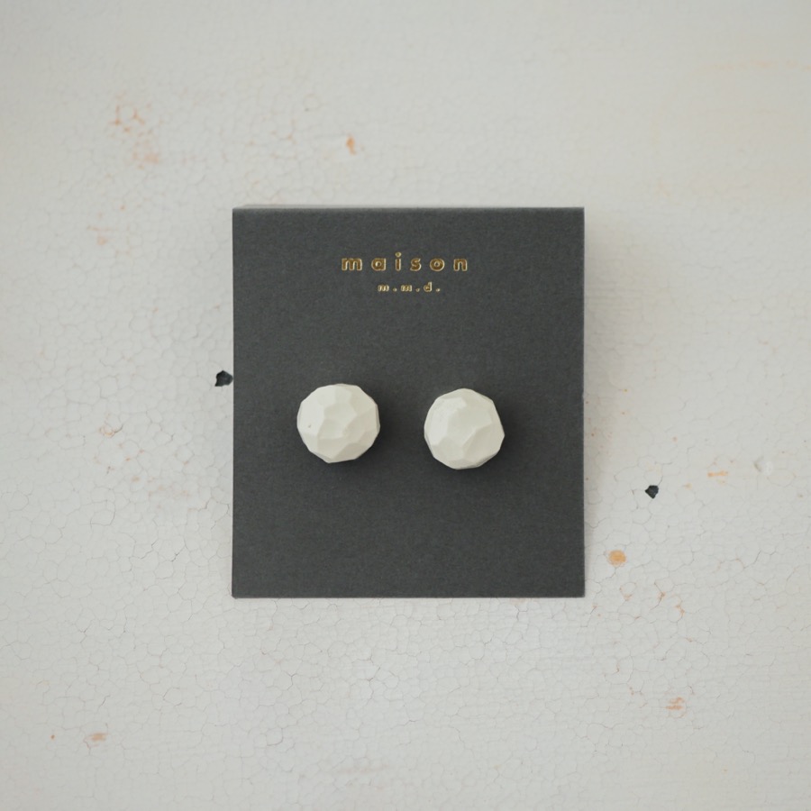  m.m.d. object line / 01. Essence M / ピアス / セトえるアクセサリー