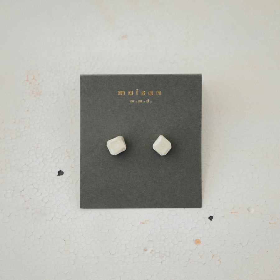  m.m.d. object line / 11. Essence S / ピアス・イヤリング / セトえるアクセサリー