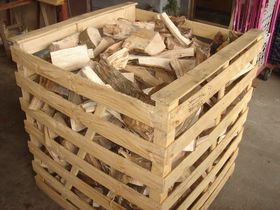 いろんな形の薪端材　木箱入り　500ｋｇ