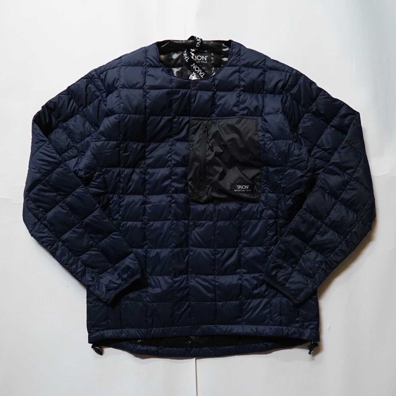 タイオン TAION MOUNTAIN LINE マウンテン クルーネック ライトダウンジャケット UNISEX NAVY